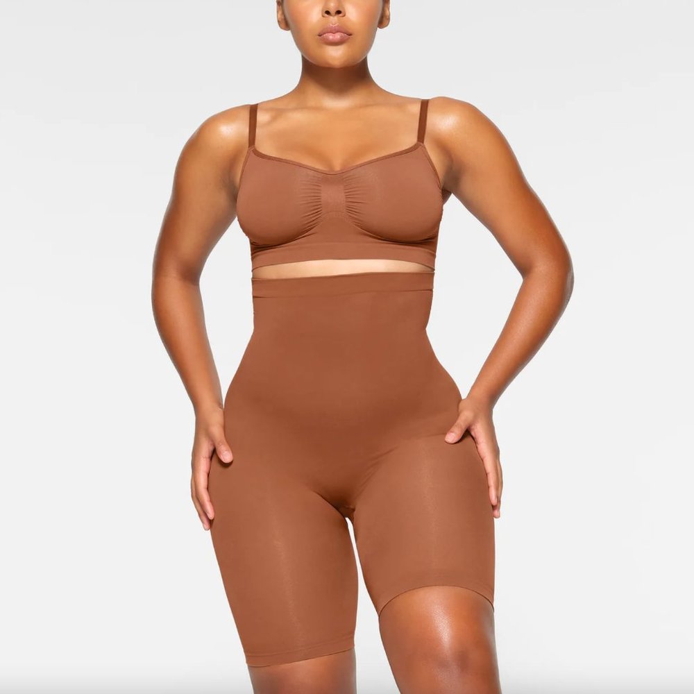 SKIMS Seamless Sculpt High Waisted Above the Knee Short in Bronze (Size S)